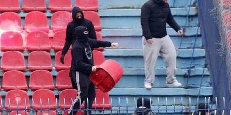 Αγώνας ΑΕ Μυκόνου με Πανιώνιο
